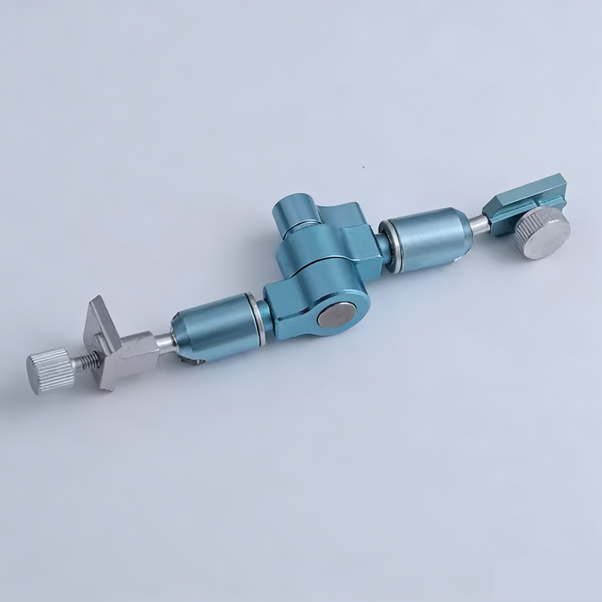 CL-3303 Articulador Dental Semiajustable con Arco Facial, Soporte de Transferencia y Estructura de Soporte Tipo T